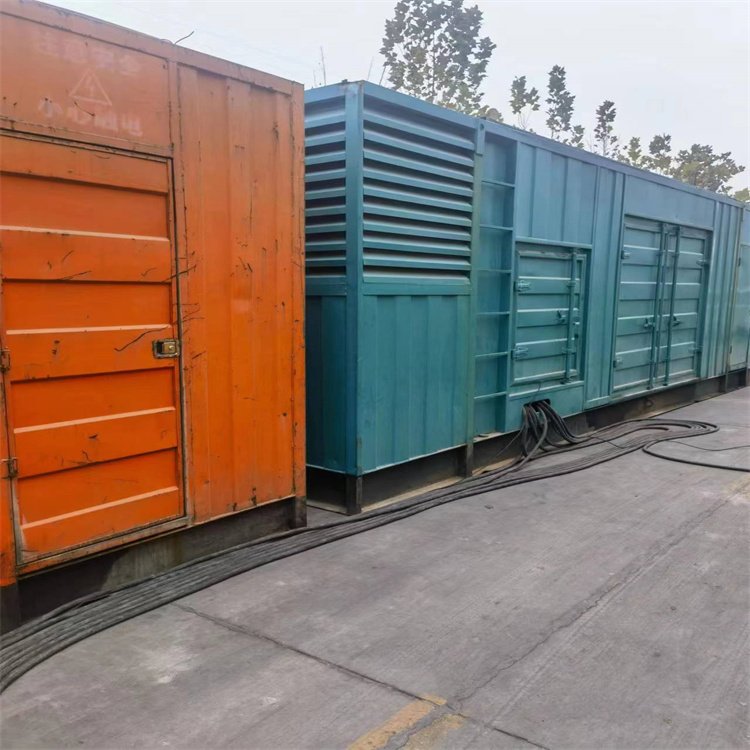 武穴如何选择适合 600kW 柴油发电机组的热继电器?
